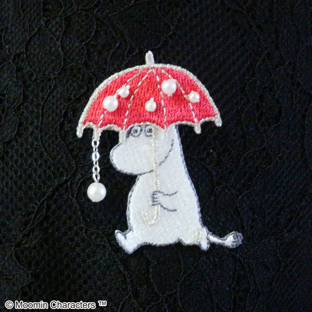 MOOMIN ムーミン 雨のしずく 刺繍ブローチ